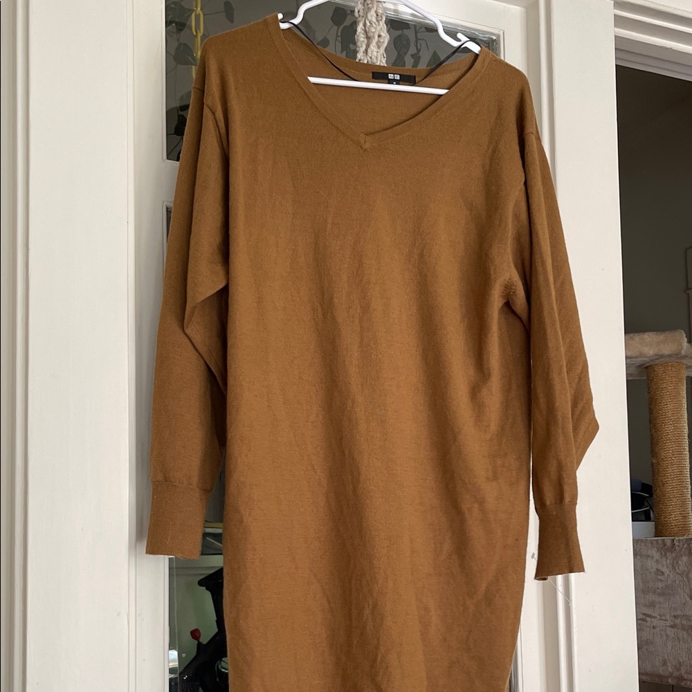 5/$25 Uniqlo Mustard Sweater Dress Medium